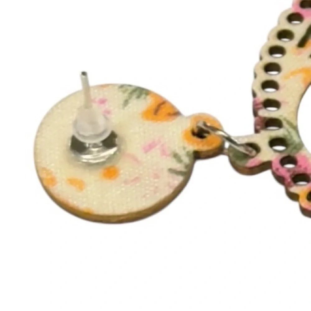 UNBRANDED Retro And Whimsical BOHEMIAN Floral Print WOODEN Dangle Earrings